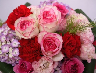 wςRxPink~Red bouquet L쒷̂ԉut[Vbv AX^[vt[Mtg₨Ԃ̑zȂC[t[