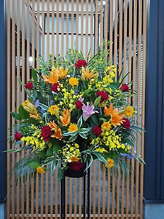 Free style. Flower stand