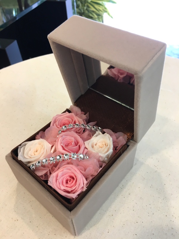 Jewelry Box`PINK ROSE`bԉui bv̂