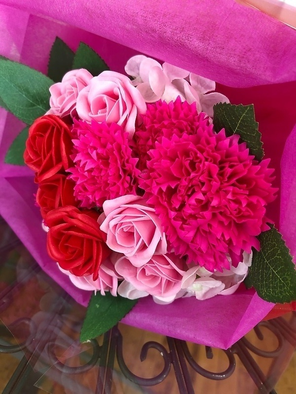 シャボンフラワー ピンク花束 スタジオピュール 花ほ イーフローラ フラワーギフトや花の宅配 送料無料も多数