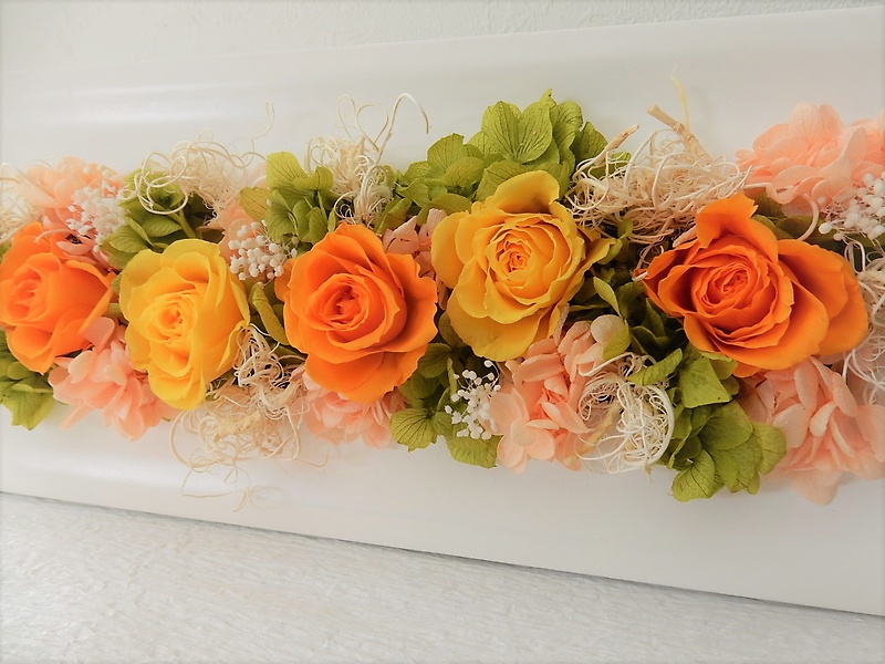 プリザ－ブドフラワーフレームＳ～Orange Rose～｜お花屋さん「デコラシオン・デ・フルール・クロワ」のお花