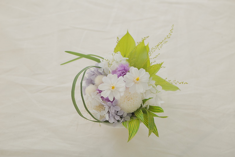 『 円華（まどか）～紫～　』　クリアケース付｜お花屋さん「石狩花園」のお花