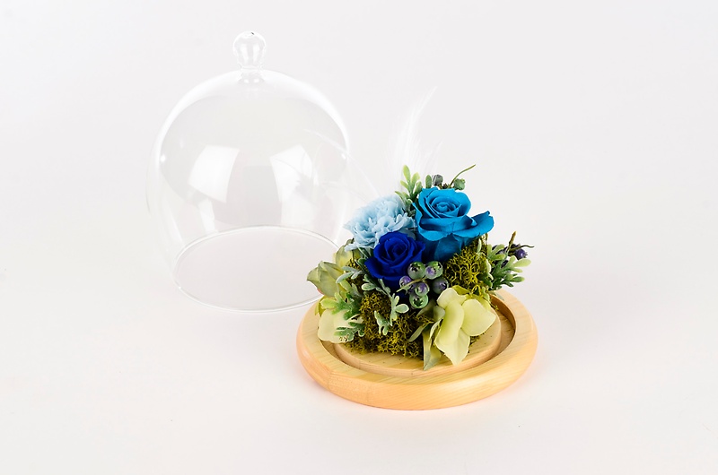 プリザーブドフラワー・スパークルドームブルー｜お花屋さん「パセリー菜 ４ｓｅａｓｏｎ ｓｔｏｒｅ」の母の日のお花