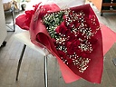 赤バラ30本とかすみ草の花束