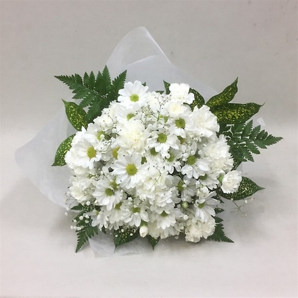 御供 ﾄﾙｺｷｷｮｳとｶｰﾈｰｼｮﾝの活ける花束w H35 ｆｌｏｒｉｓｔ ｋａｊｉｗａｒａ イーフローラ フラワーギフトや花 の宅配 送料無料も多数