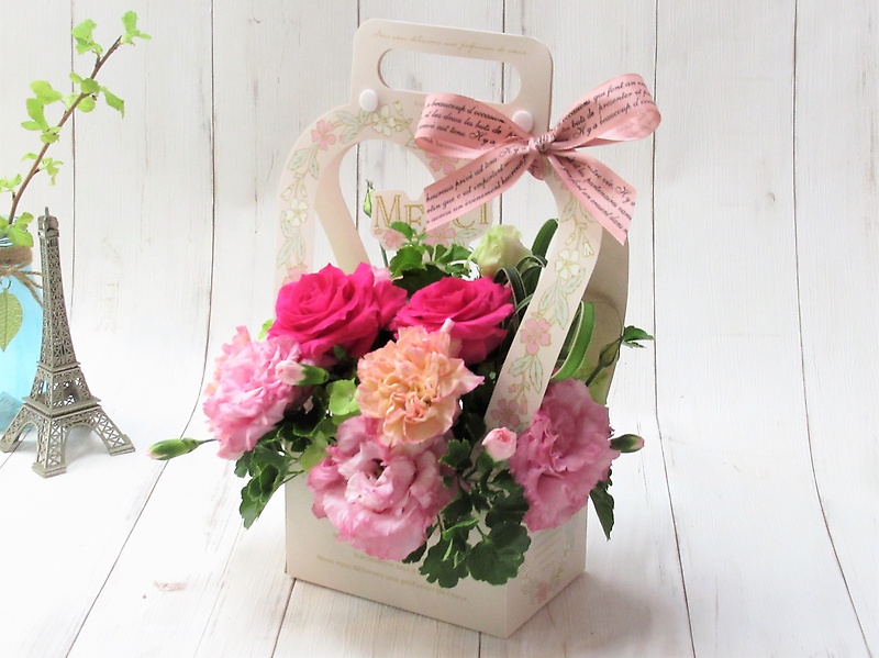［ ピンク＊メルシー ］｜お花屋さん「ＦＬＯＲＩＳＴ ＳＵＮＮＹ ＰＬＡＣＥ」の母の日のお花