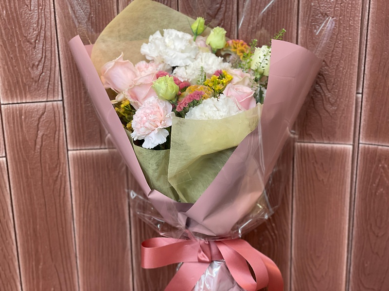 優しいパステルピンクの花束｜お花屋さん「フローリスト 咲」のお花