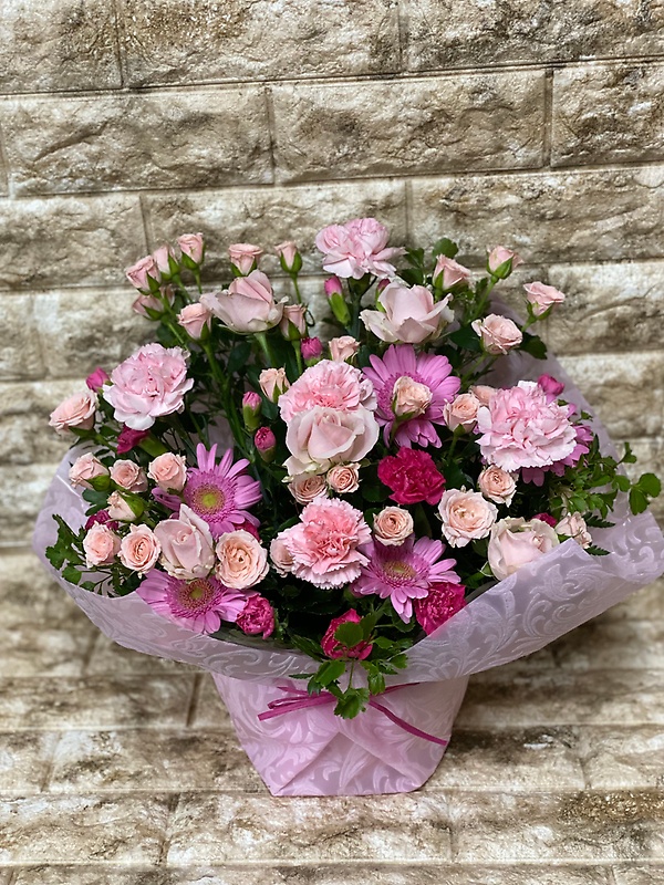 ピンクのお花のアレンジメント♪｜お花屋さん「フラワーショップはなまさ」の母の日のお花