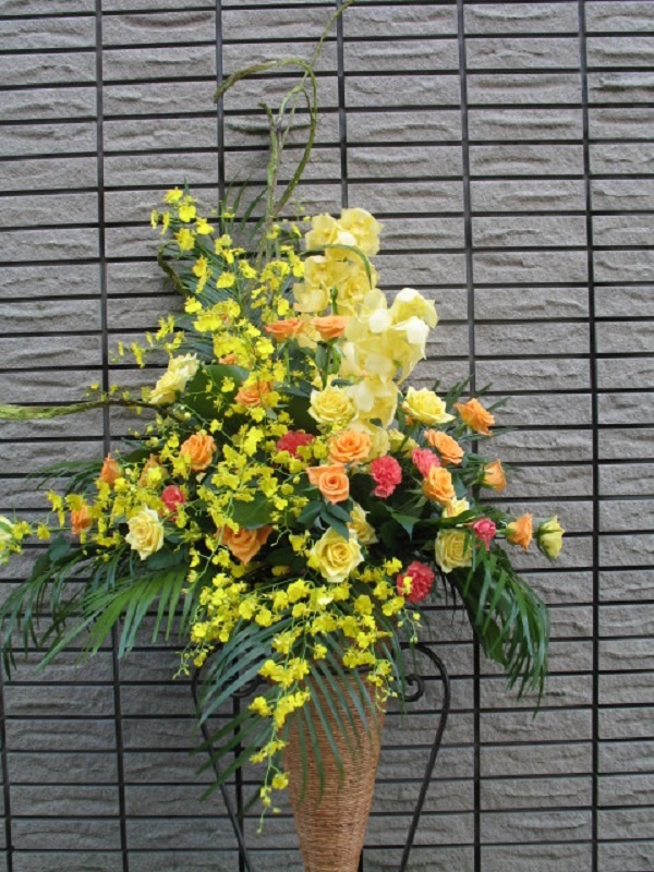 オンシジュウムスタンド花【　ライト　】｜お花屋さん「ケンフロリスト」の母の日のお花