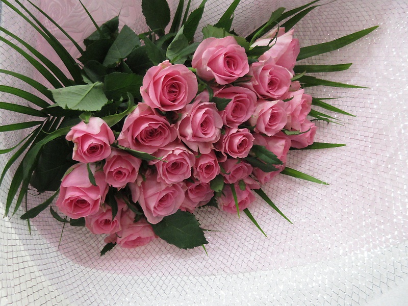 ピンクバラの花束★想い｜お花屋さん「フラワーショップさら」の母の日のお花