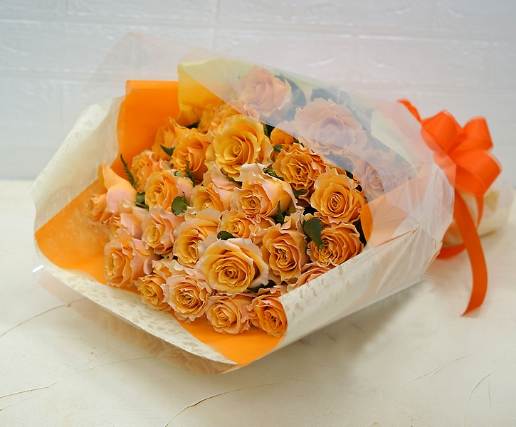 オレンジバラ３０本の花束｜お花屋さん「フローラント」のお花