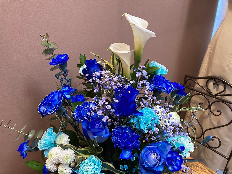 ブルー好きな人のためのブルーアレンジメント｜お花屋さん「Ｍ－ｓｔｙｌｅ」のお花