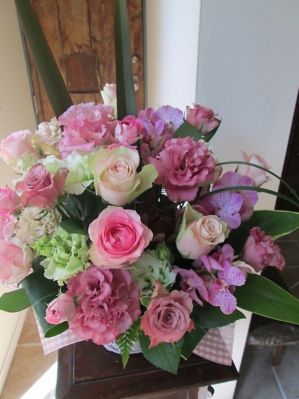 ピンク・ファンデーション｜お花屋さん「ＬＩＬＡＣ ＡＶＥＮＵＥ’９１」のお花