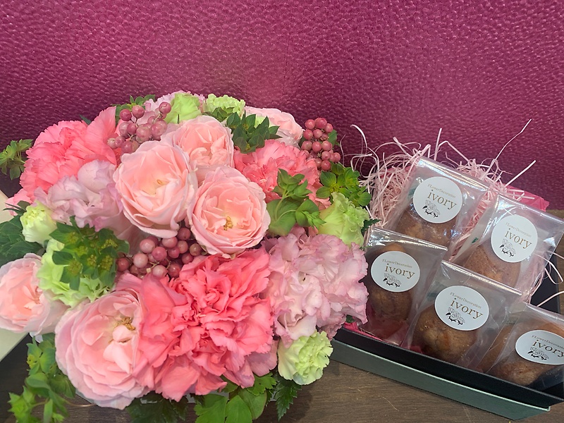 Mother's Day sNlove BOX rosetBiVFbԉuv̓̂̕