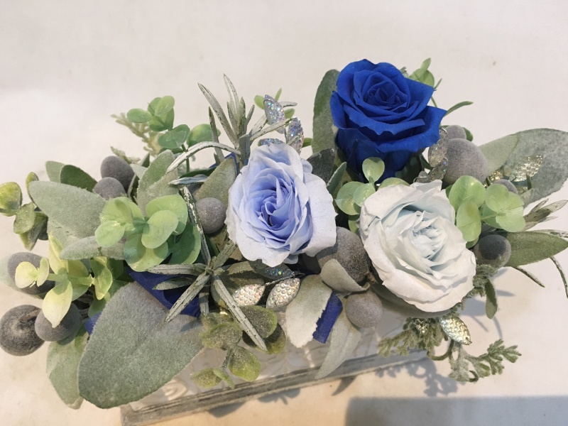ELEGANT【BLUE】｜お花屋さん「（有）フラワーショップ キャンパス」の母の日のお花