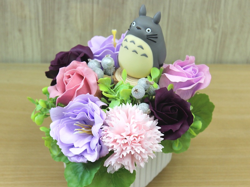 特別価格トトロのピクニック 紫｜お花屋さん「フローリスト萬」のお花