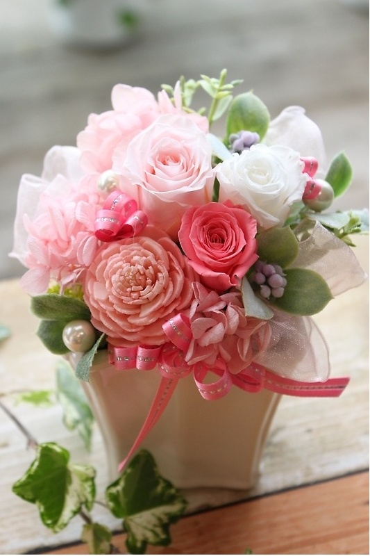 ・・・優しい気持ちの、あったかプリザ・・・｜お花屋さん「有限会社かとう花店」の母の日のお花