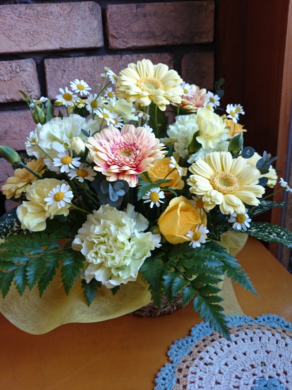 ♪イエローアレンジメント♪｜お花屋さん「（有）フラワーショップ慶」のお花