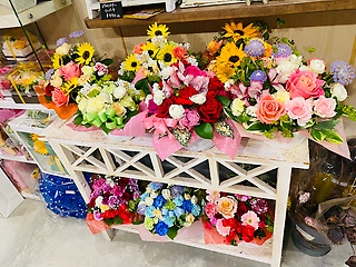 佐藤生花店 鳥栖市本通町のお花屋さん イーフローラ フラワーギフトや花の宅配 送料無料も多数