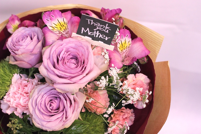 Motherfsday Bouquet@ypinkzbԉuԂ̓X fqv̓̂̕