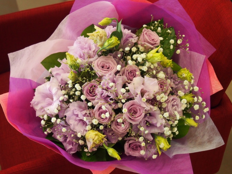 【パープルローズの花束】｜お花屋さん「Ｆｌｏｗｅｒ ｓｈｏｐ ラパン」のお花